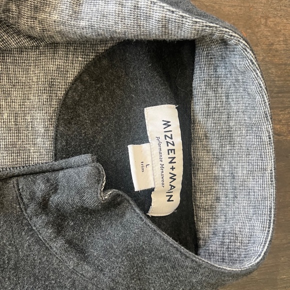 Mizzen+Main charcoal pullover quarter zip - Picture 2 of 4